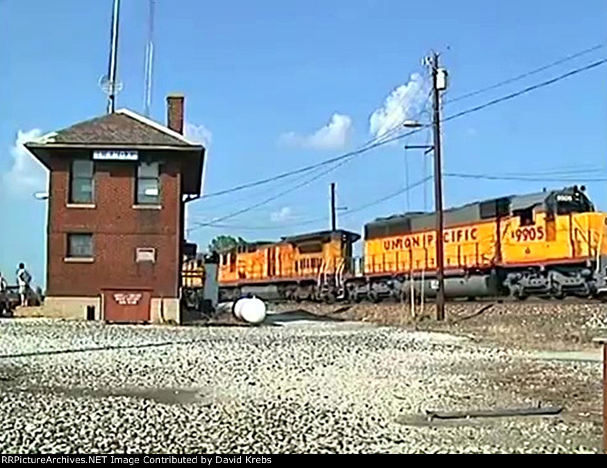 UP 9905